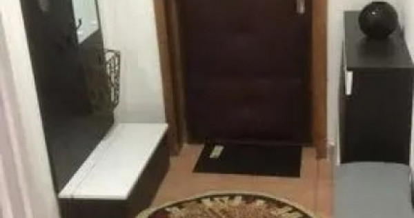 Inchiriez apartament doua camere untracentral