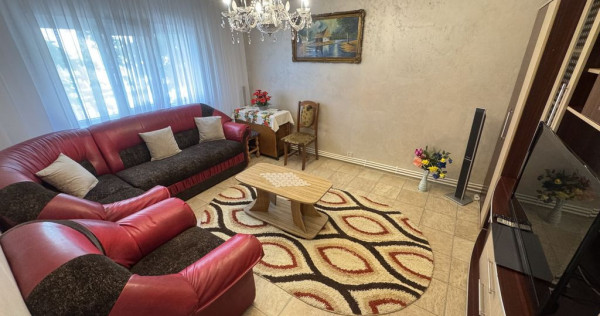 Apartament 4 camere zona Cet cu Centrala