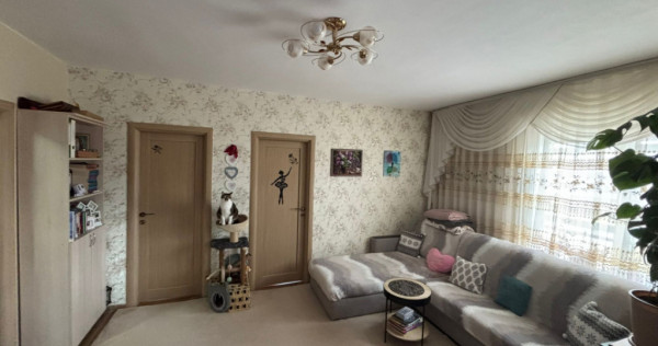 Apartament 3 camere , 64 mp ,Zona Terra , Floresti