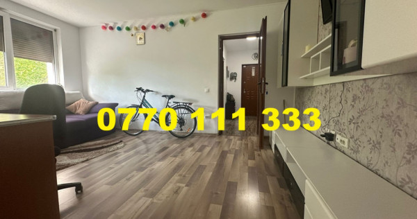 - Apartament 4 camere confort 1, Hipodrom, etaj 2.