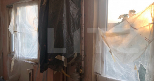 De vanzare apartament , 2 camere , 33 mp , zona Solidaritati