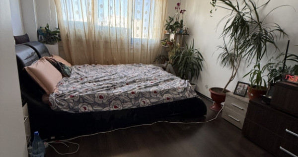 Apartament 3 Camere | R&acirc;ul Doamnei 1 minut de metrou | Balc