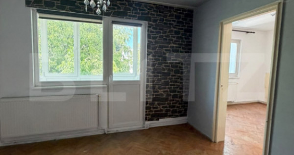 Apartament de v&acirc;nzare, 58 mp, zona D&acirc;mbu Pietros
