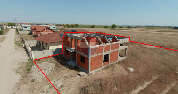 Casă la roșu de v&acirc;nzare, 138 mp utili &ndash; Livada, Bihor