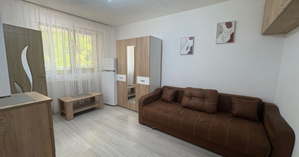 Podu Ros! Garsoniera, parter, bloc apartamente,libera!