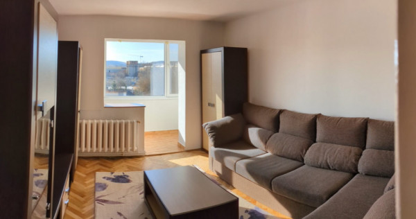 Vand apartament 2 camere 37,5 mp+balcon 3,5mp zona Dambul Ro