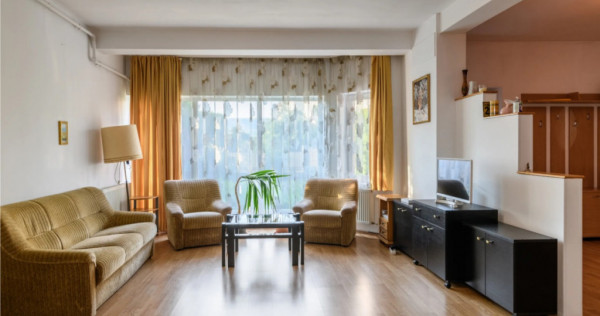 Casă duplex de v&acirc;nzare, 169 mp, zona Eroilor