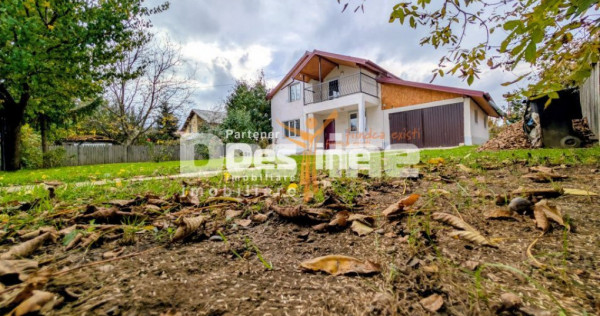 Casă individuală P+M 113 mp + garaj + beci 500 mp teren...