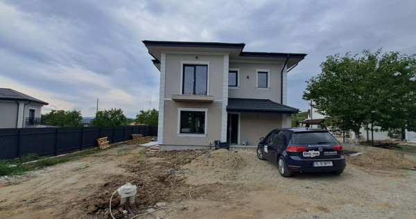 Comision 0%, CASA P+1+POD , MIROSLAVA- BALCIU, 224.990 EURO