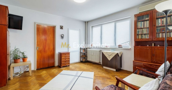 Apartament 3 camere - Postavarul
