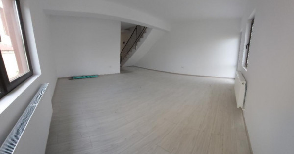 Casa tip Duplex-4 camere si mansarda la cheie, 250 mp teren