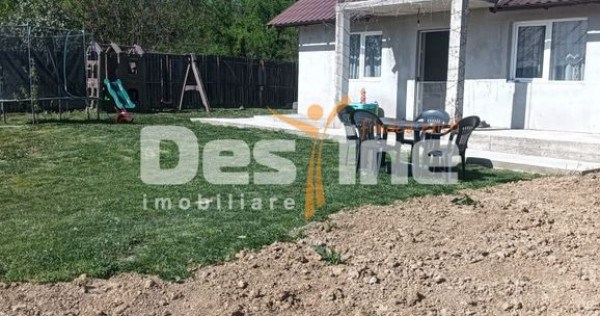 Casă PIETRĂRIE | 2 camere, 70 mp, 400 mp teren, loc de ...