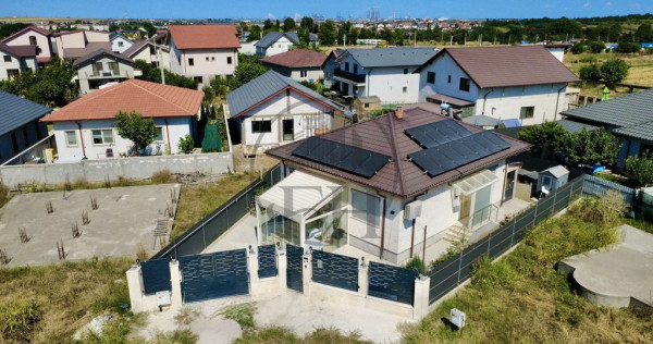 Casă / Vilă de v&acirc;nzare Agigea, Constanța