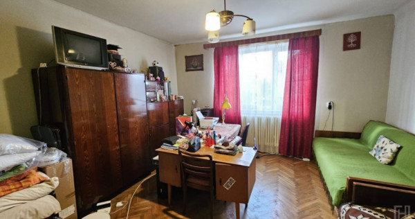 Casa individuala 5 camere , 175 MP , Zona Andrei Muresanu ,