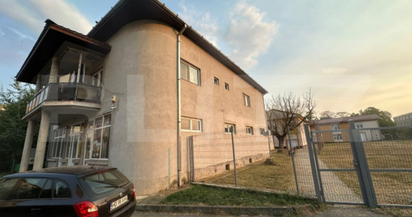 Proprietate S+P+E, 350 mp teren, spații comerciale și pote