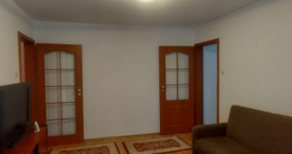 Apartament 3 camere de v&acirc;nzare &icirc;n Tomis Nord &ndash; etaj 1/4,
