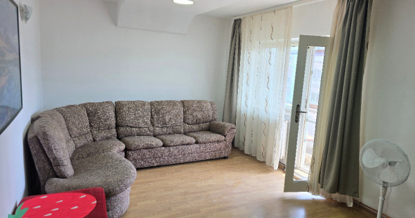 Vand apartament 2 camere Deva, Pescarilor vedere in 2 parti, etaj 3