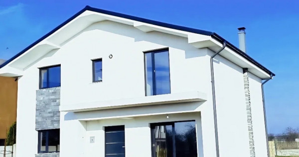 Casa P+M de vanzare ,145 mp, teren 329 mp, zona Carcea