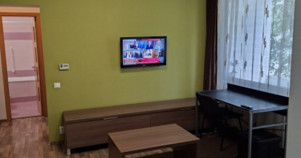 Apartament de &icirc;nchiriat cu 2 camere, 42 m, Ultracentral, St