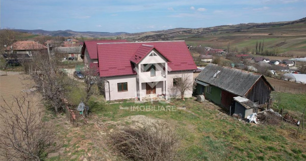 Casă Nouă &ndash; 2.800 mp Teren | Bozieș (Chiochiș)