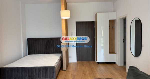 Garsoniera de lux, Albert, MRS Gradini