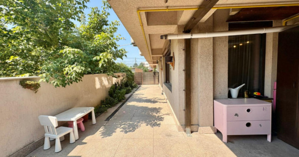 Bazilescu, Apartament 3 camere 104 mp, cu parcare si curte.