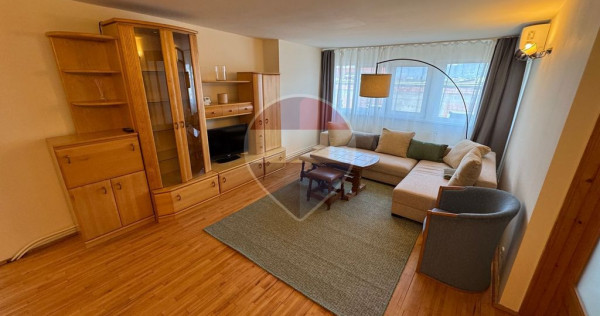 DE &Icirc;NCHIRIAT apartament spatios cu 2 camere &icirc;n vilǎ