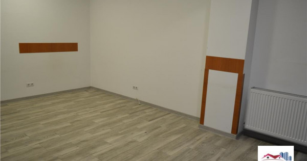 Ap. Nou 3 Camere 2 Bai si Parcare Privata de Inchiriat Zona