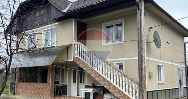 Casă de v&acirc;nzare &icirc;n Cernesti, Maramureș - Oportunitate unică