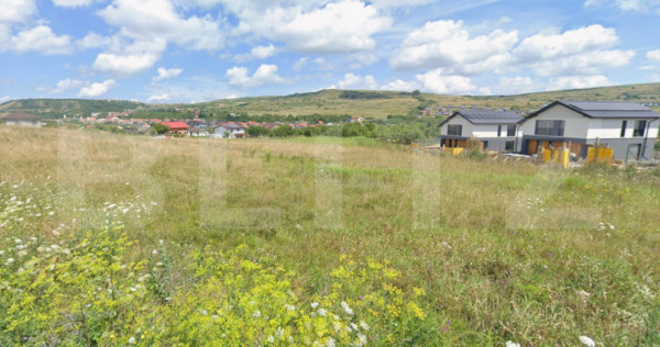 Teren intravilan, 710 mp, front 16 m, zona Chinteni
