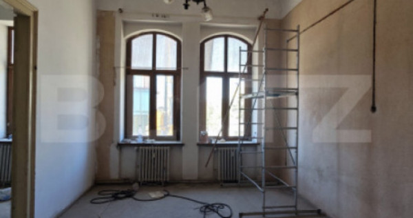 Apartament cu 2 camere, 50 mp, zona Centrala