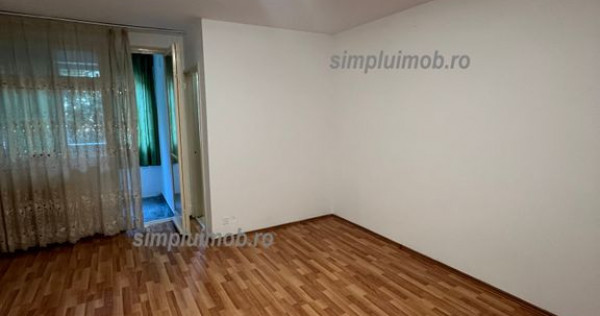 Garsonieră Aparatorii Patriei Etaj Intermediar