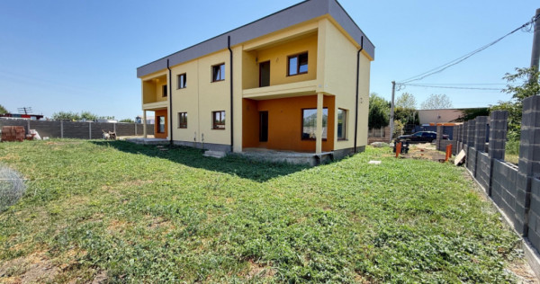 Duplex cu 5 camere, 117 mp utili si 348 mp teren, de vanzare