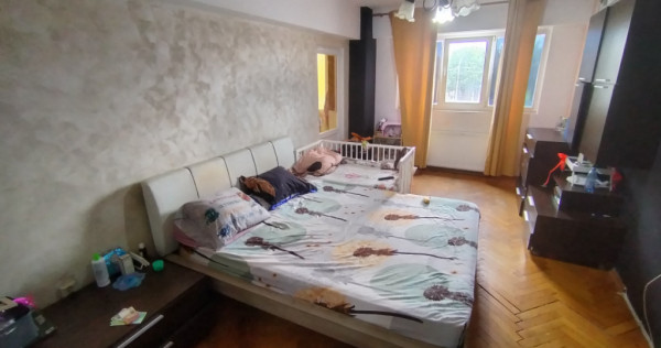 Apartament cu 4 camere de vanzare in Timisoara, zona Sagului