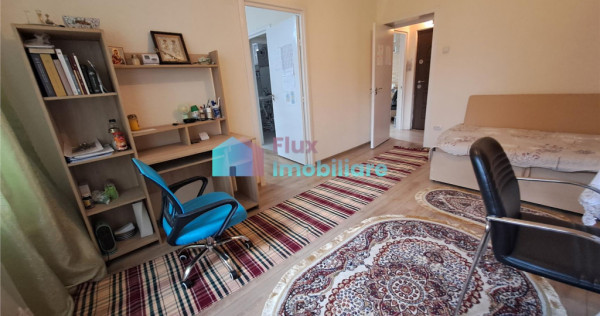 Apartament cu 2 camere zona magazin Bucovina