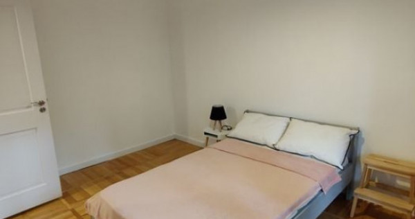 De inchiriat apartament 2 camere in zona Soarelui