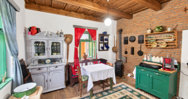 Gospodarie traditionala transilvaneana cu teren de 5.032 mp