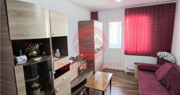 Apartament 3 Camere, Decomandat, Zona Km 4-5