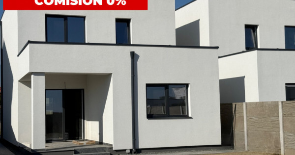 Duplex cu 4 camere de vanzare si teren de 335 mp - zona Saca