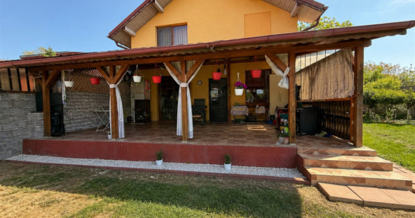 Casa individuala cu 5 camere in Sanandrei, cu livada proprie