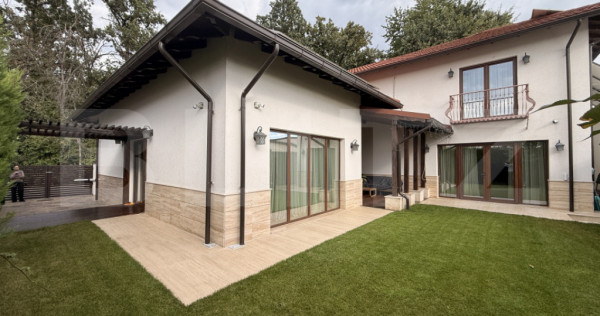 Casa exclusivista, compusa din 2 proprietati, pe un teren d