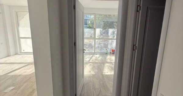 De v&acirc;nzare apartament 2 camere Mamaia Nord Năvodari
