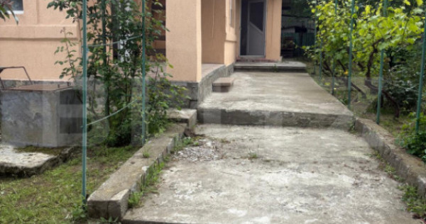 Casa de vanzare, 160 mp, teren 1350 mp, zona IC Bratianu