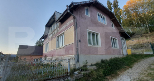 Casa 6 camere, 165 mp, zona Nord-Est