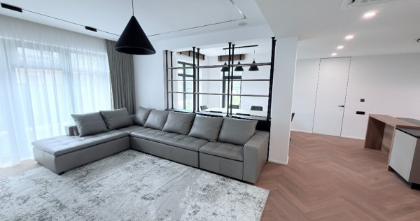 Casă de v&acirc;nzare cu design contemporan și dotări premium