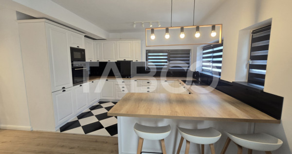Casa de inchiriat 144 mpu 5 camere 2 bai 2 locuri parcare Se