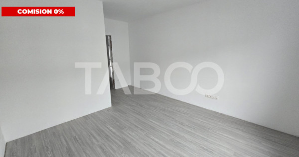 Apartament 3 camere de vanzare cu camara si parcare in Doamn