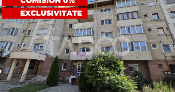 Apartament 4 camere 2 bai 2 balcoane etajul 1 renovat comple