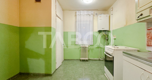 Apartament cu 4 camere strada Maramuresului zona Gara de van