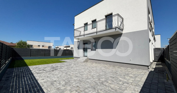 Casa de vanzare in Selimbar acces auto in curte si 2 locuri